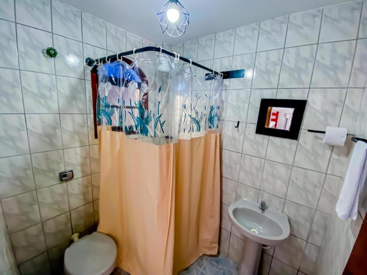 Pousada Yurgs Caraguatatuba Buitenkant foto